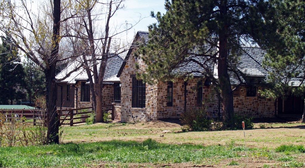 The house at 4101 S. Colorado Blvd. sold last month. Photo by Aaron Kremer.