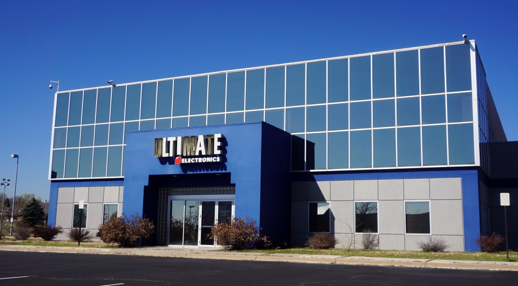 The former Ultimate Electronics store is being converted into a warehouse and store for an appliance retailer.