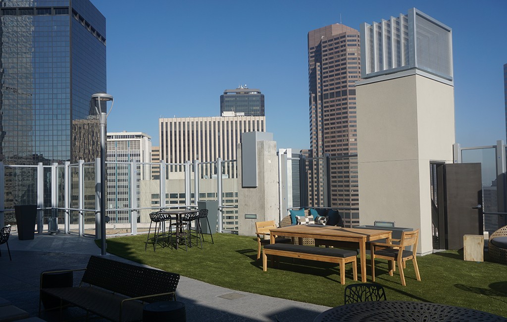 The rooftop deck of the 25-story apartment tower at 18th Avenue and Broadway. (Burl Rolett)