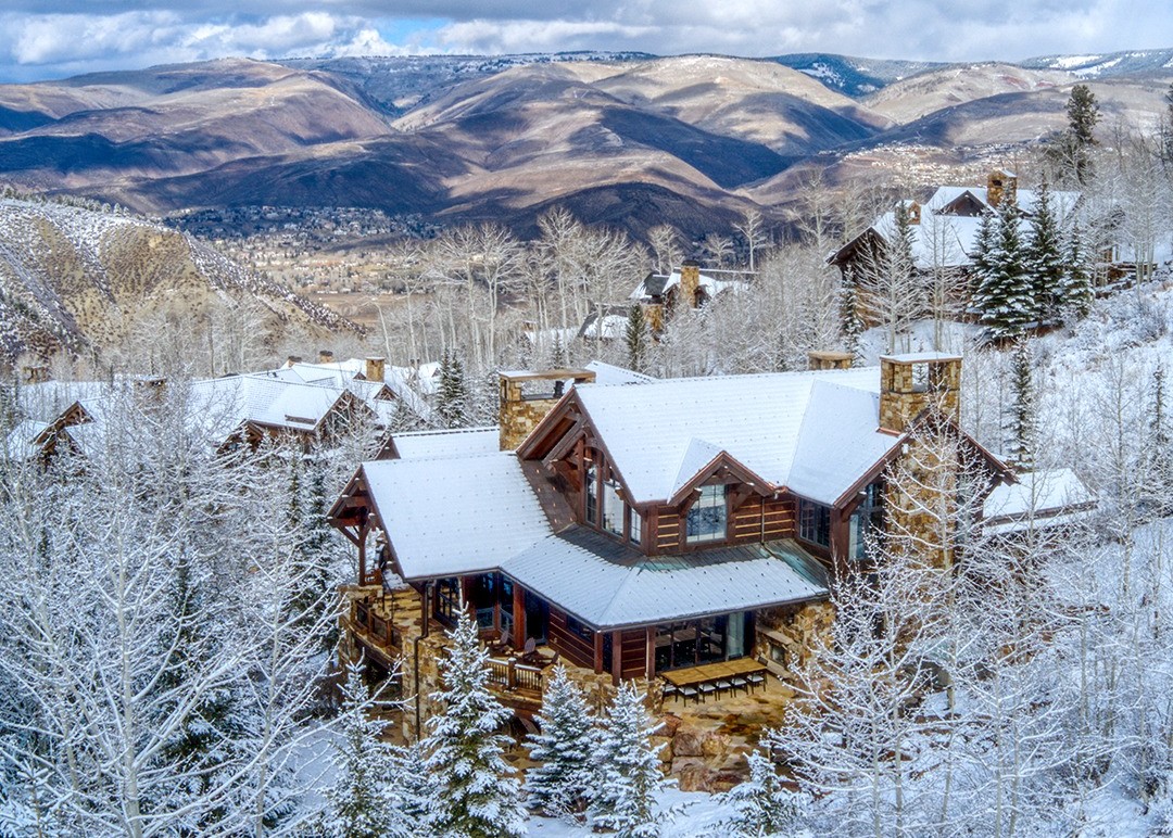 2115 Cresta Road in Edwards